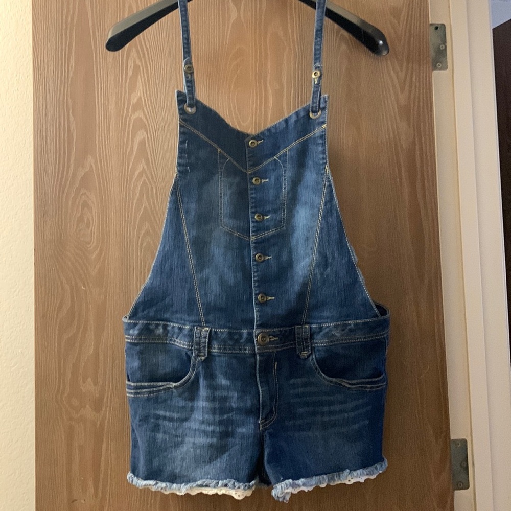 One piece short jumpsuit romper